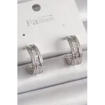 Pirinç Gümüş Renk Zirkon Taşlı İşleme Detay Halka Model Kadın Küpe