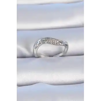 Pirinç Gümüş Renk Zirkon Taşlı Kadın Yüzük