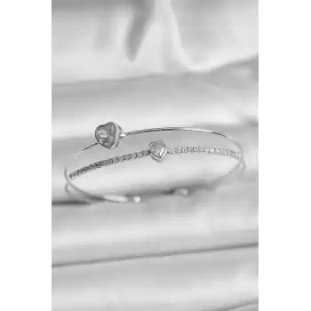 Pirinç Gümüş Renk Zirkon Taşlı Kalp Model Kadın Bileklik