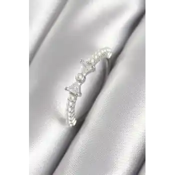 Pirinç Gümüş Renk Zirkon Taşlı Kurdele Model İnci Detay Kadın Yüzük