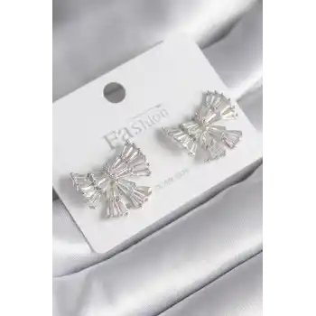 Pirinç Gümüş Renk Zirkon Taşlı Kurdele Model Kadın Küp