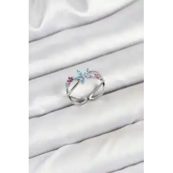 Pirinç Gümüş Renk Zirkon Taşlı Mavi Çiçekli Kadın Yüzük