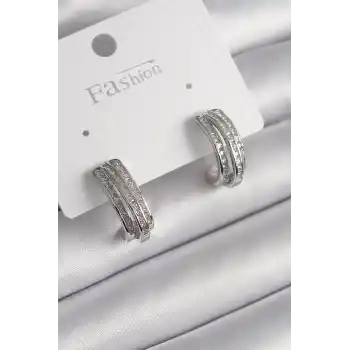 Pirinç Gümüş Renk Zirkon Taşlı Yarım Halka Model Kadın Küpe