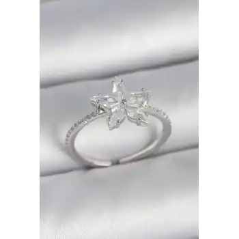 Pirinç Gümüş Renk Zirkon Taşlı Yıldız Model Ayarlanabilir Kadın Yüzük