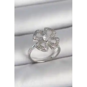 Pirinç Gümüş Renk Zirkon Taşlı Yonca Model Ayarlanabilir Kadın Yüzük