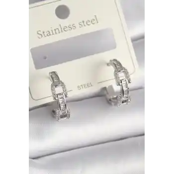 Pirinç Gümüş Renk Zirkon Taşlı Zincir Model Kadın Küpe