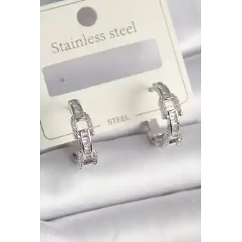 Pirinç Gümüş Renk Zirkon Taşlı Zincir Model Kadın Küpe