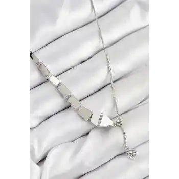 Pirinç Yılan Model Gümüş Renk Asansörlü Kadın Kolye