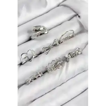 Pirinç Zirkon Taşlı Fiyonk Ve Kalp Model Gümüş Renk Kadın Yüzük Kombin Set