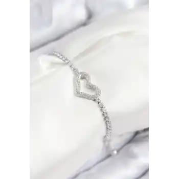 Pirinç Zirkon Taşlı Kalp Model Gümüş Renk Asansörlü Kadın Bileklik