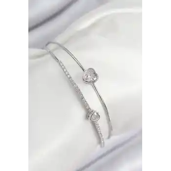 Pirinç Zirkon Taşlı Kalp Model Gümüş Renk Kadın Bileklik