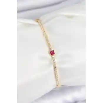 Pirinç Zirkon Taşlı Kare Model Gold Renk Kadın Bilekilk