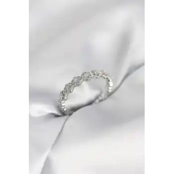 Sıralı Çiçek Model Gümüş Renk Zirkon Taşlı Kadın Yüzük