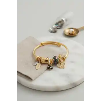 Siyah Kalpli ve Kelebek Model Charmlı Bileklik