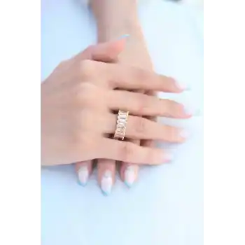 Zirkon Taşlı Baget Gold Renk Kadın Yüzük