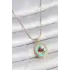 316L Çelik Gold Renk Zincir Turkuaz Mineli İncili Çiçek İşlemeli Portre Model Kadın Kolye