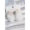 Beyaz Renk Tüylü Yıldız Ponpon Model Kadın Küpe