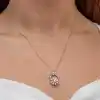 Gümüş Beyaz Dönen Çiçek Kadın Kolye