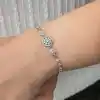 Gümüş Çember Beyaz Taşlı Su Yolu Kadın Bileklik