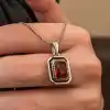 Gümüş Kırmızı Taşlı Dikdörtgen Kadın Kolye