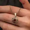 Gümüş Kırmızı Taşlı Gül Model Kadın Kolye