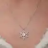 Gümüş Manolya Çiçeği Kar Tanesi Kadın Kolye
