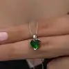 Gümüş Yeşil Taşlı Kalpli Kadın Kolye