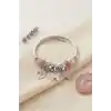 Pembe Kelebek ve Kalp Charmlı Gümüş Renk Bileklik