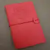 Pusula Tasarımlı Kırmızı Deri Defter