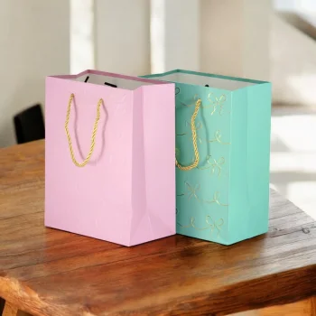 HEDİYELİK KARTON ÇANTA ORTA BOY 26*32 CM