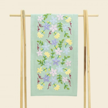 Ayşe Çiçek Runner