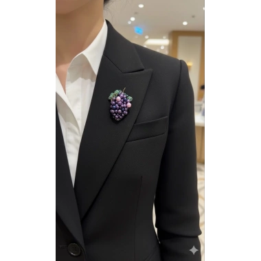 Üzüm Boncuk İşlemeli Broş