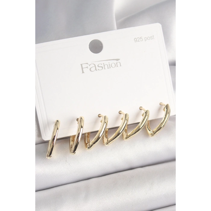 BFS 925 Ayar Gümüş Çivi Pirinç Gold Renk Üçgen Model Kadın Küpe Seti