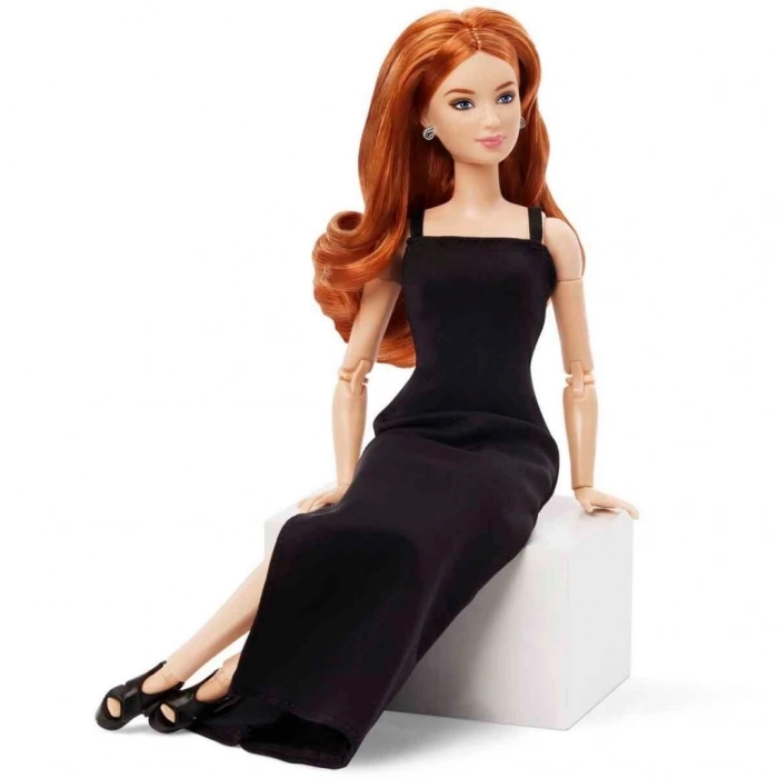BFS  Barbie Basics İkonik Koleksiyon Bebeği Model 04