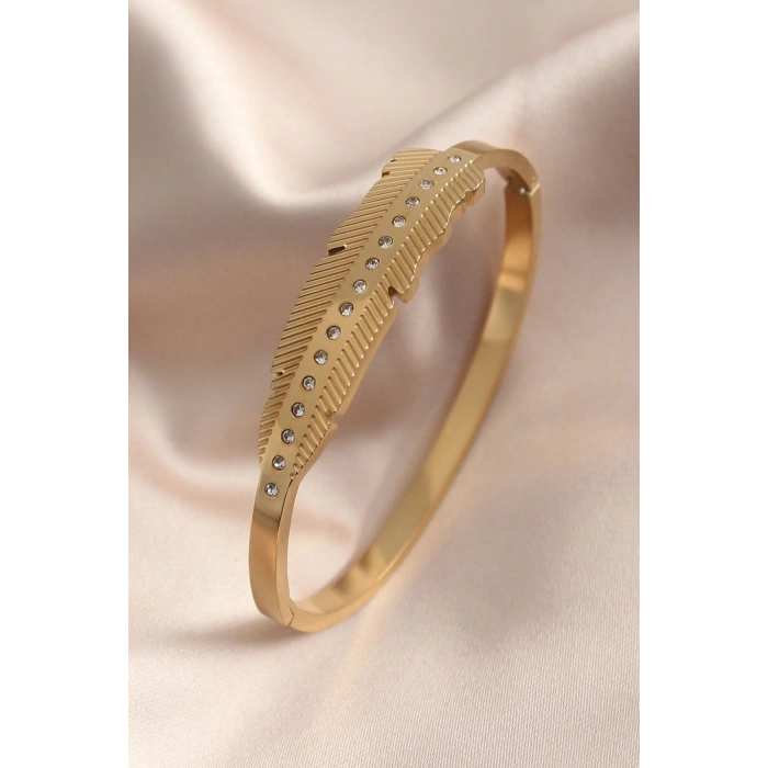 Mey İthalat® Gold Renk Yaprak Model Zirkon Taş Detay Kelepçe Kadın Bileklik