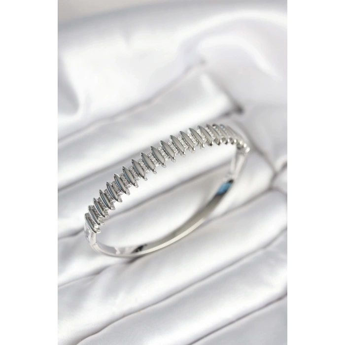 Mey İthalat® Gümüş Renk Zirkon Taşlı Pirinç Kadın Kelepçe