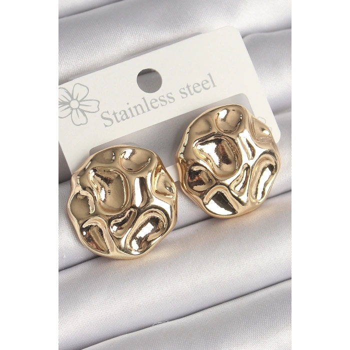 BFS Pirinç Gold Renk İşlemeli Daire Plaka Model Kadın Küpe