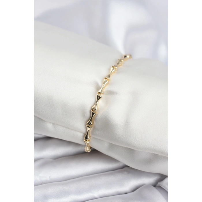 Mey İthalat® Pirinç Gold Renk VIP Seri İnce Kemik Model Zirkon Taşlı Kadın Bileklik
