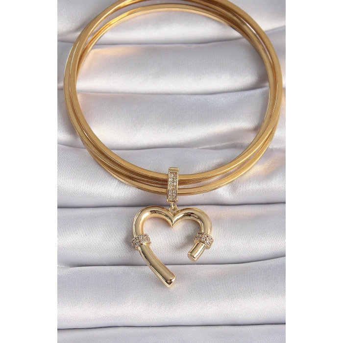 Mey İthalat® Pirinç Gold Renk Zirkon Taş Detaylı Kalp Figür Ajda Charm