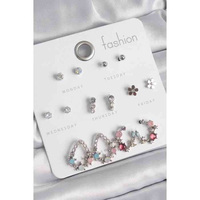 BFS Pirinç Gümüş Renk Zirkon Taşlı Damla Model Çiçek Detay 7 Çift Kadın Küpe Seti