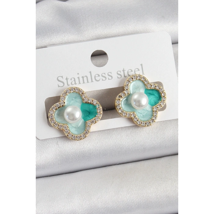 BFS Pirinç Yeşil Mineli İnci Detaylı Zirkon Taşlı Sanatsal Portre Yonca Model Gold Renk Kadın Küpe