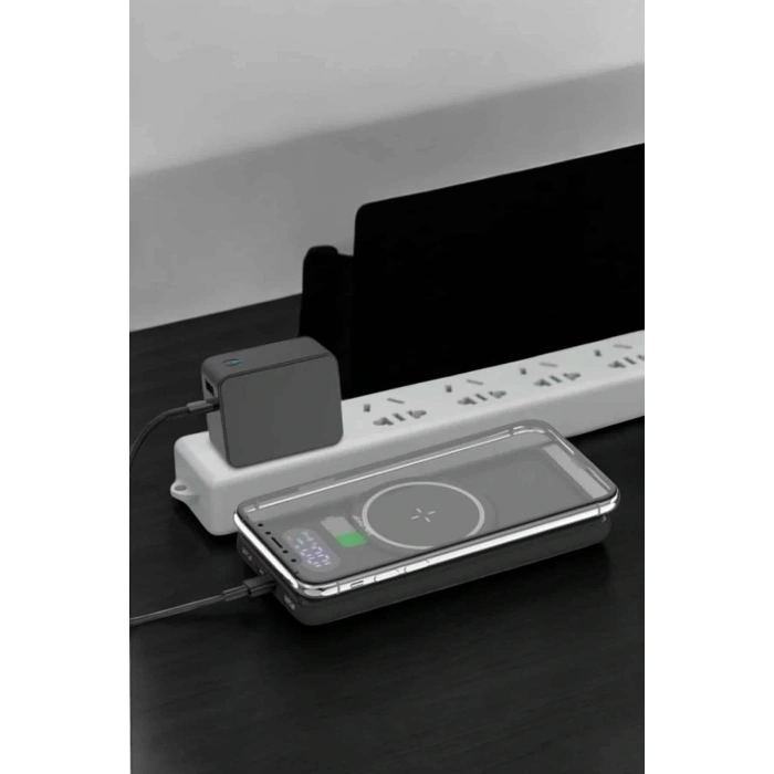 BFS Powerbank Taşınabilir 10.000 Mah Hızlı Şarj Dijital Göstergeli