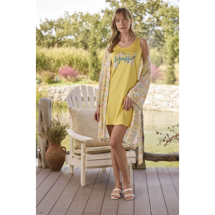 Çiçek ve Yaprak Desenli ve Baskılı You Are Beautiful Sabahlık Takımı