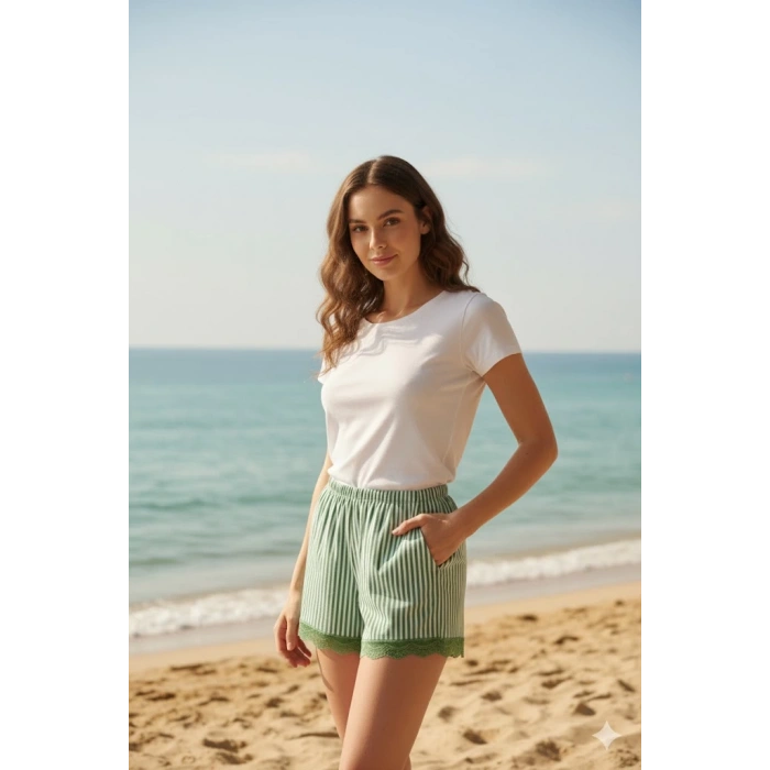 Çizgili Penye Kadın Ev Şortu Bacak Dantel Detaylı Ev Giyim Yeşil