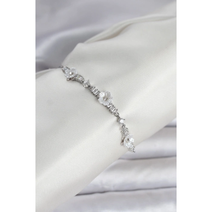 Mey İthalat® Baget Zirkon Taşlı Çiçek Model Gümüş Renk Asansörlü Kadın Bileklik