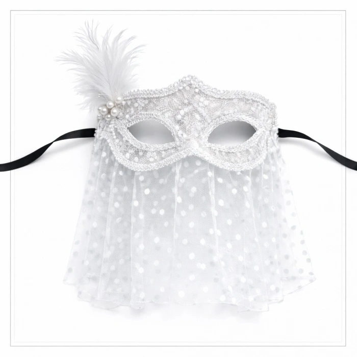 Mey İthalat® Beyaz Dantel Tüllü Peçeli Parti Maskesi – Tüylü İnci Detaylı