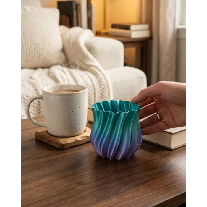 Mey İthalat® Mavi Degrade Kıvrımlı 3D Vazo Minimal Modern Ev Dekoru