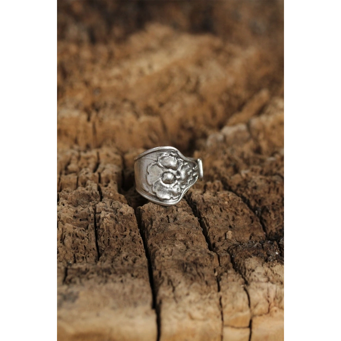 Mey İthalat® Otantik Çiçek Tasarımlı Ayarlamalı Kadın Yüzük