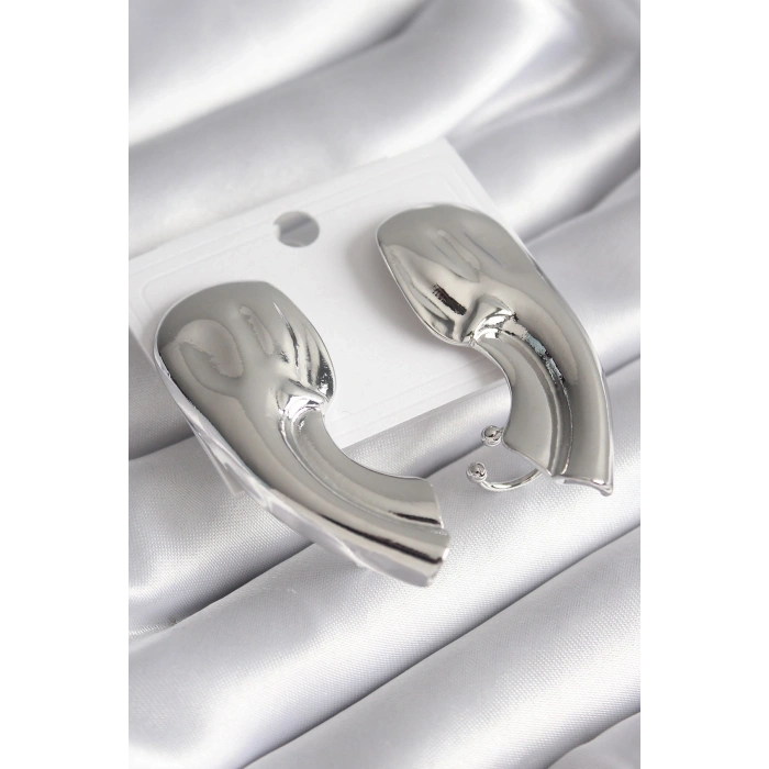 Mey İthalat® Pirinç Gümüş Renk İşlemeli Kadın Küpe