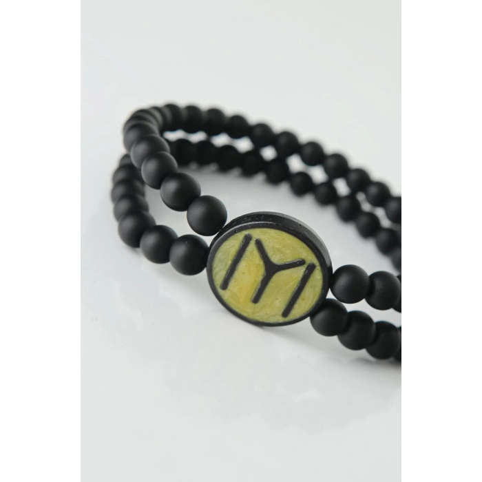 Mey İthalat® Sarı Renkli Metal Üzerine Siyah Kayı Boyu Figürlü Siyah Renk Çift Sıra Doğal Taş Erkek Bileklik